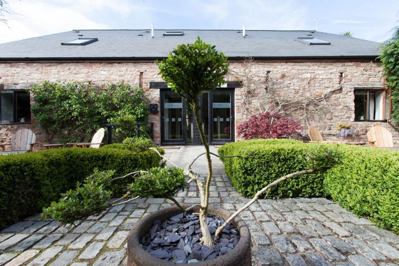 Tudor Farmhouse Hotel Clearwell Exterior foto
